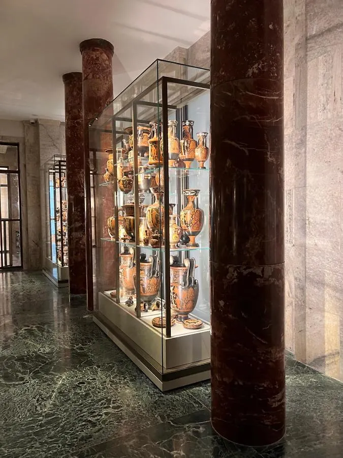 Vico Longo 25 - Ensuit Flat In The Heart Of Naples
