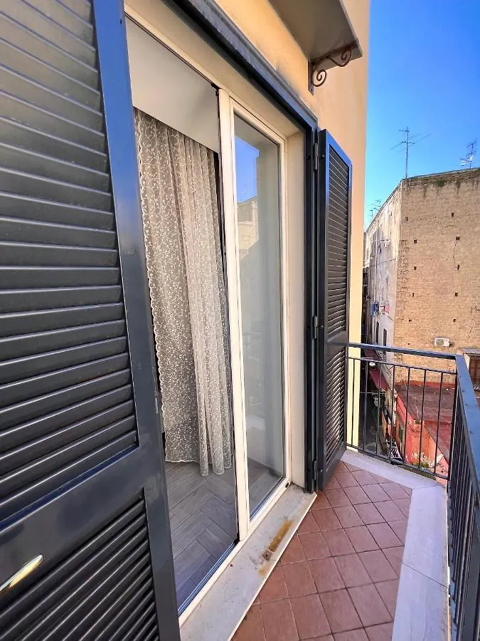 Vico Longo 25 - Ensuit Flat In The Heart Of Naples 0*,